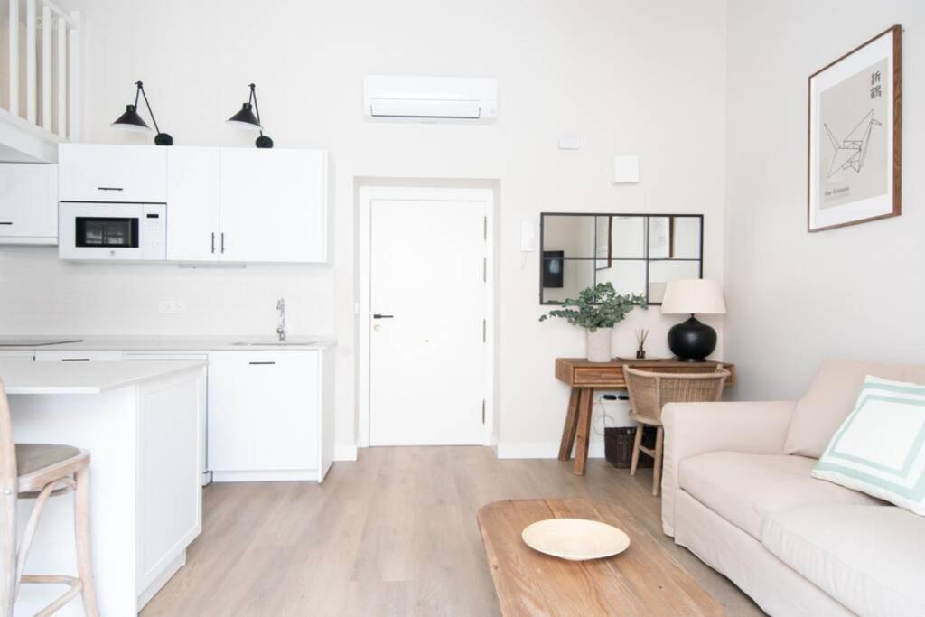 Appartement G12 Trendy And Comfy Bright Loft Meters From Bullring And Trianas Bridge, Galera Street à Séville Extérieur photo