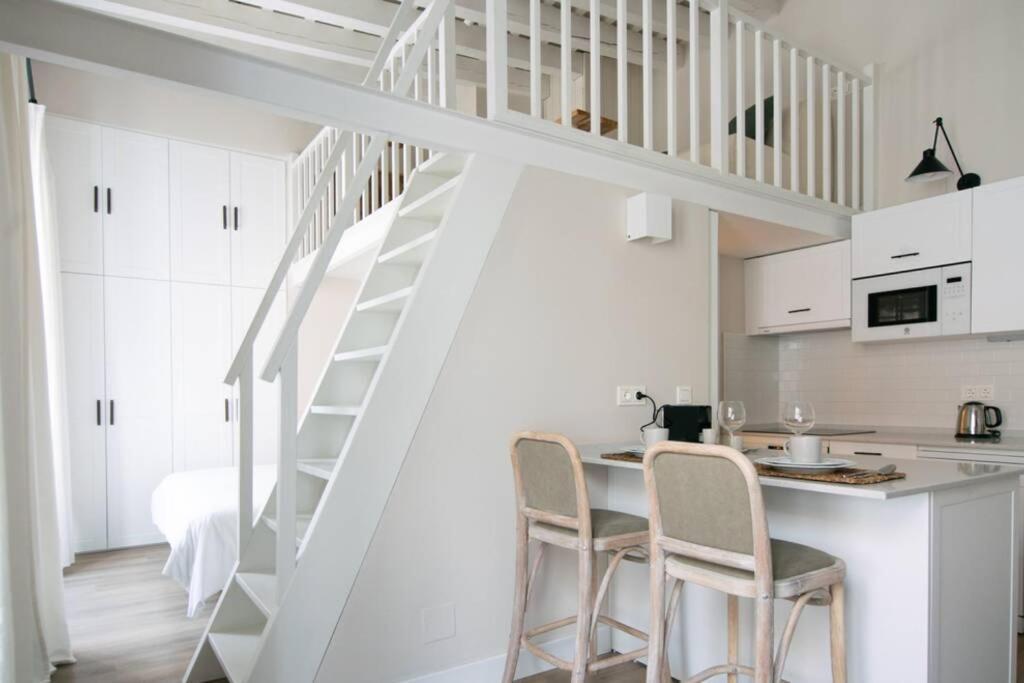 Appartement G12 Trendy And Comfy Bright Loft Meters From Bullring And Trianas Bridge, Galera Street à Séville Extérieur photo